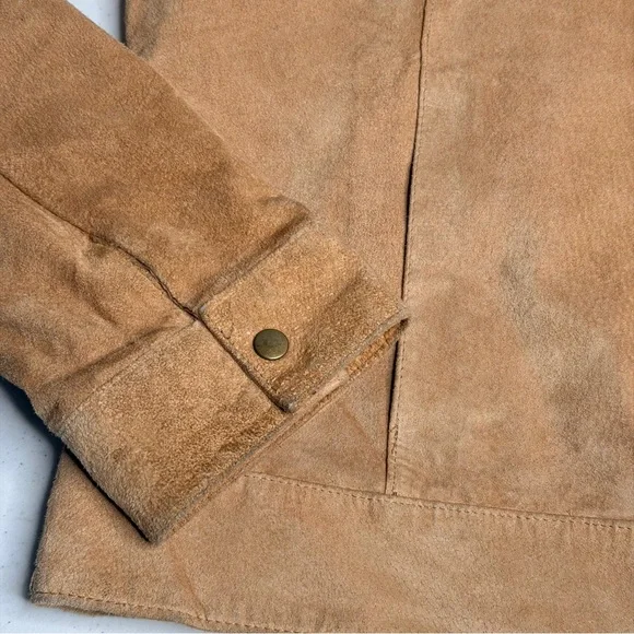 Chic Tan Leather Jacket - Picture 12 of 14